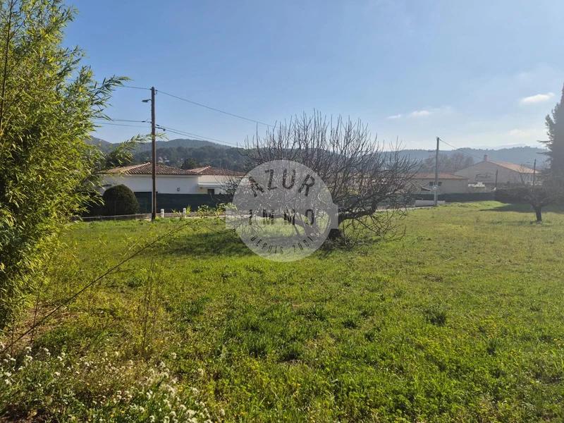 Terrain - 625 m²