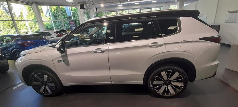 Mitsubishi Outlander 2.4 Mivec Phev 306 4wd Instyle