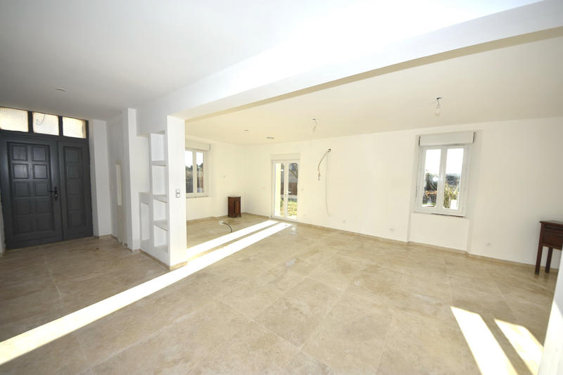 Maison - 193 m² - 6 pièces