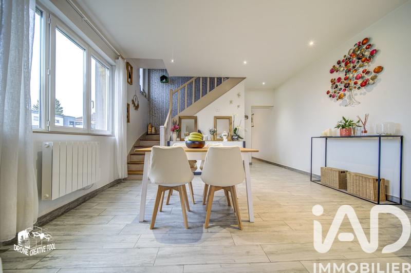 Maison - 80 m² - 4 pièces