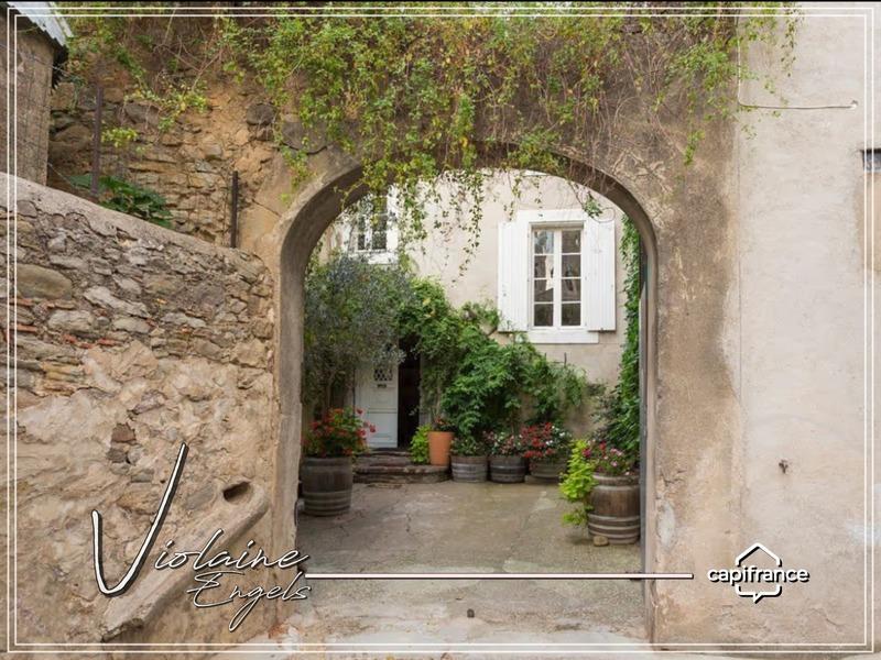 Maison de maîtres - 408 m² - 8 pièces