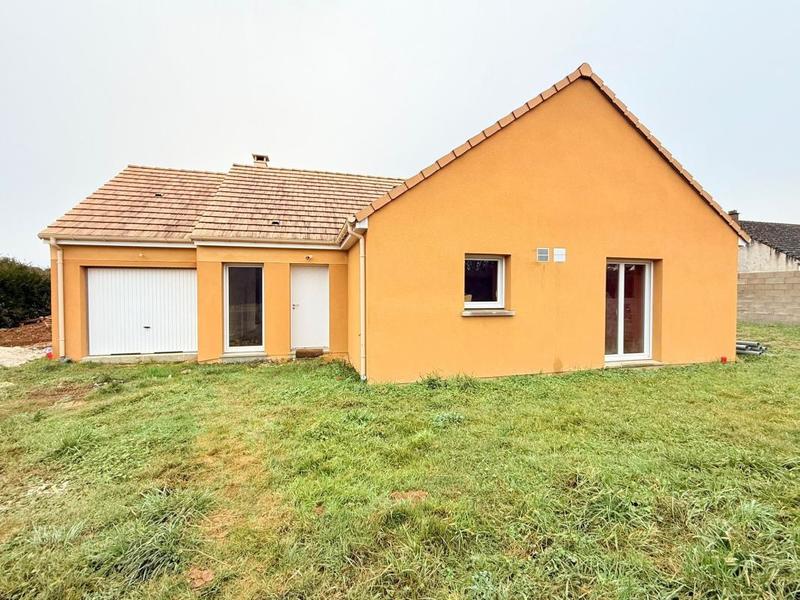Maison - 96 m² - 4 pièces