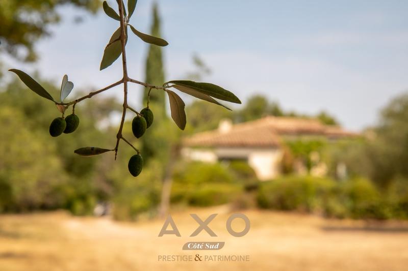 Bastide - 323 m² - 8 pièces