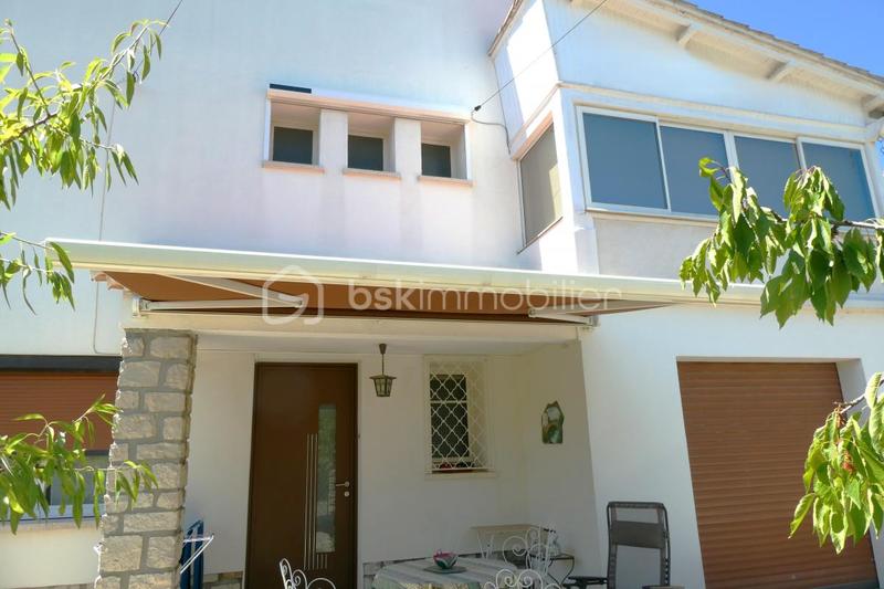 Maison de maîtres - 200 m² - 5 pièces