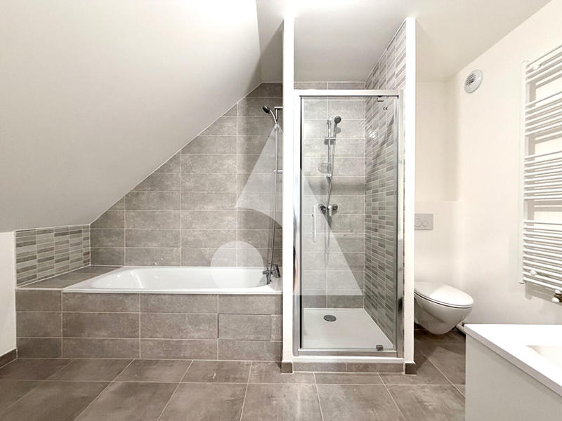 Appartement - 83 m² - 4 pièces