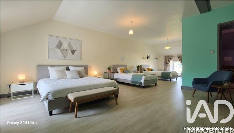 Maison - 295 m² - 10 pièces