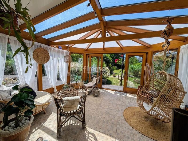 Maison - 160 m² - 8 pièces