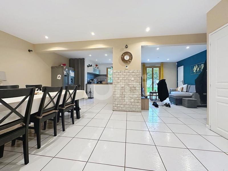 Maison - 113 m² - 5 pièces