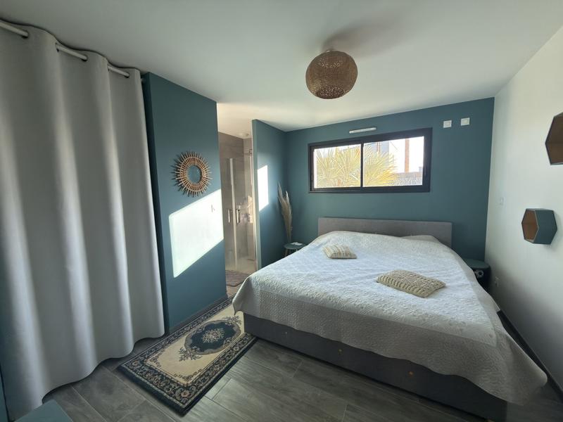 Maison contemporaine - 196 m² - 7 pièces