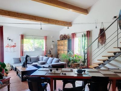 Villa - 121 m² - 6 pièces