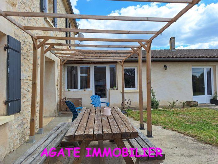 Maison en pierre - 174 m² - 7 pièces