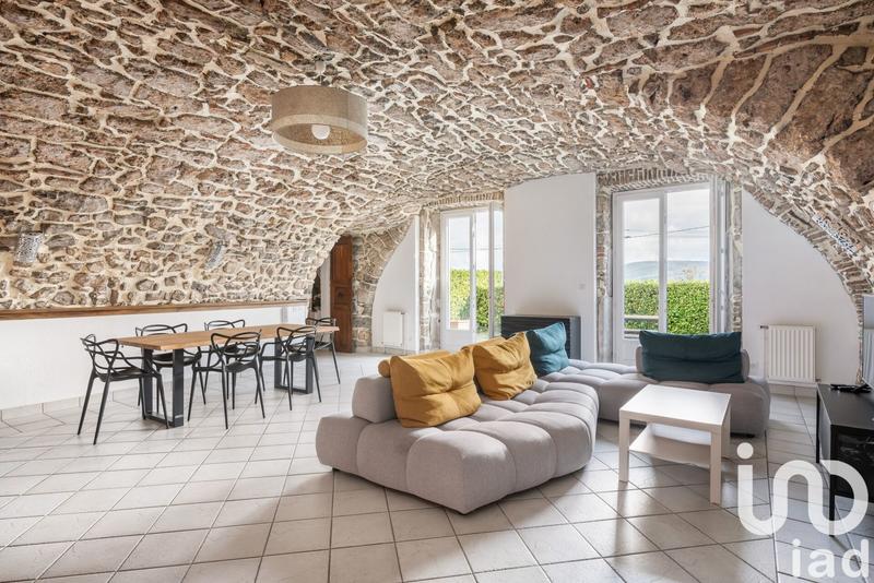 Appartement - 150 m² - 5 pièces