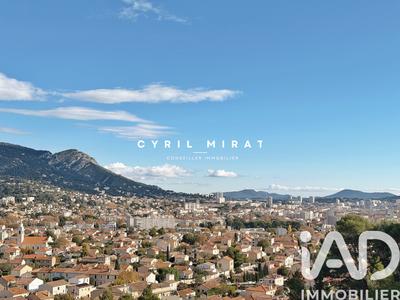 Appartement - 81 m² - 5 pièces