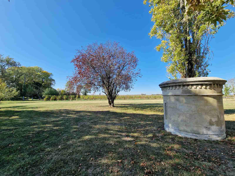 Propriété - 353 m² - 11 pièces