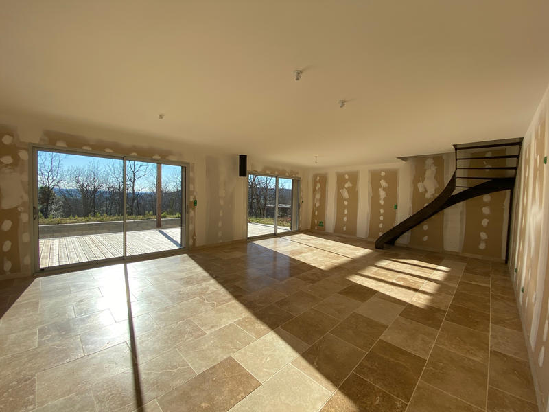 Maison - 128 m² - 5 pièces