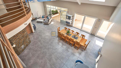 Maison - 520 m² - 10 pièces