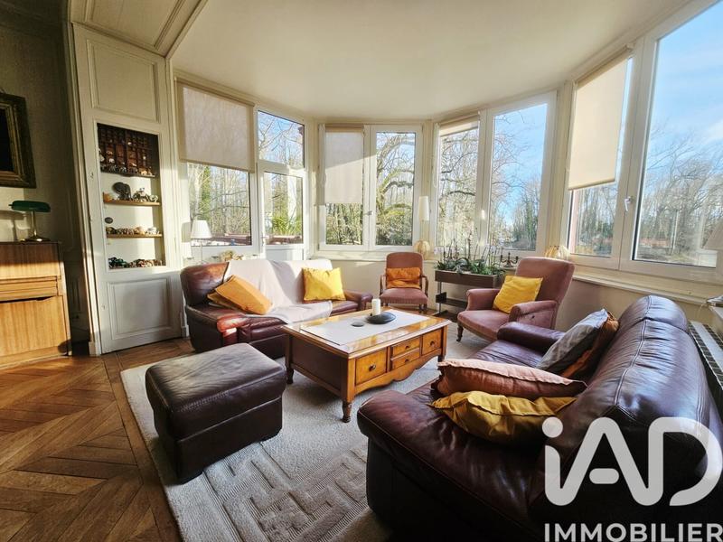 Maison - 540 m² - 17 pièces