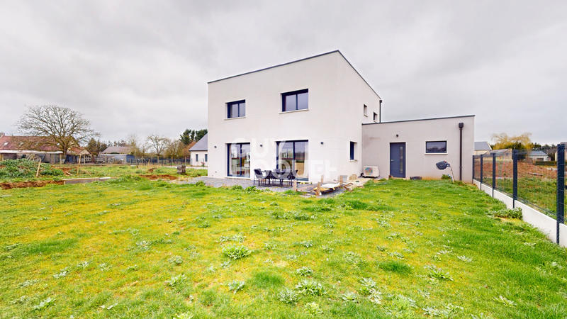 Maison - 121 m² - 5 pièces