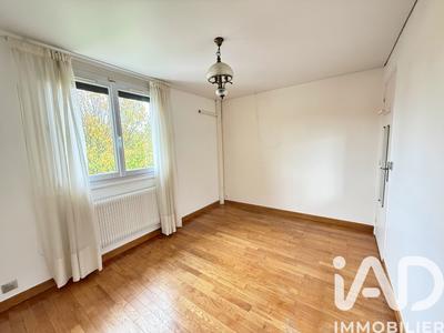 Maison - 87 m² - 4 pièces