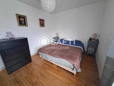 Maison - 158 m² - 8 pièces