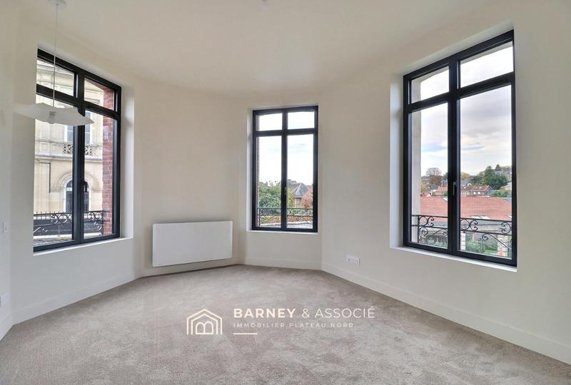 Maison - 180 m² - 7 pièces