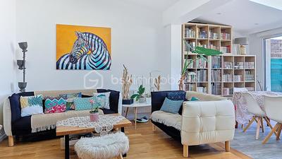 Maison - 123 m² - 6 pièces