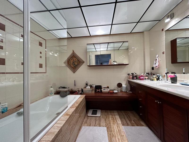 Maison d'architecte - 313 m² - 6 pièces