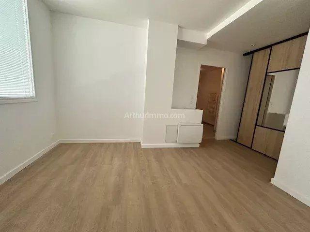 Appartement - 80 m² - 3 pièces