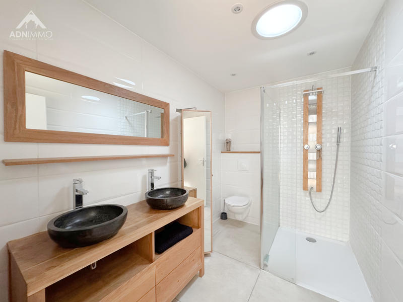 Maison - 183 m² - 6 pièces