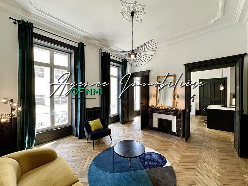 Appartement - 110 m² - 4 pièces