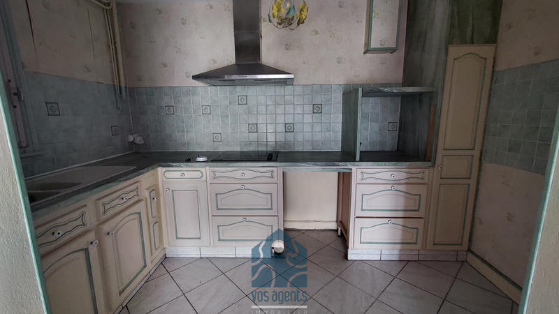 Maison - 200 m² - 8 pièces