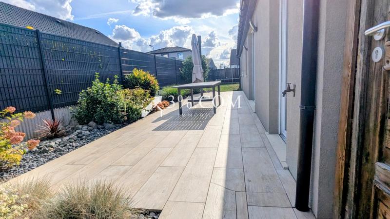 Maison - 103 m² - 4 pièces