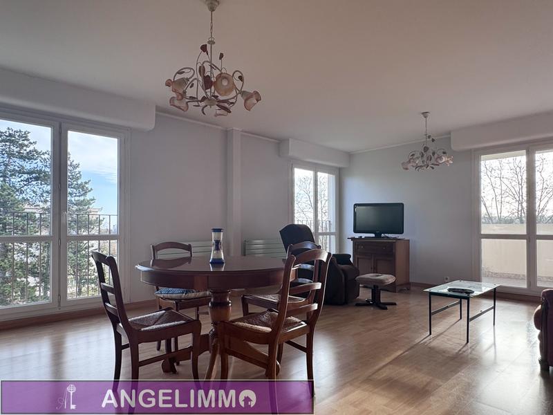 Appartement - 86 m² - 4 pièces