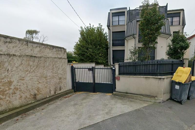 Parking / Garage - 10 m²