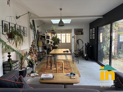 Maison de ville - 215 m² - 7 pièces