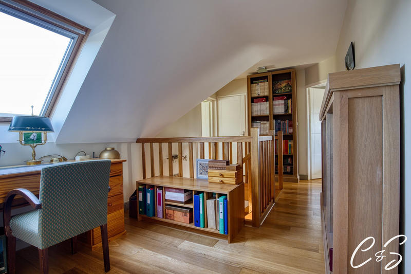 Maison - 131 m² - 6 pièces