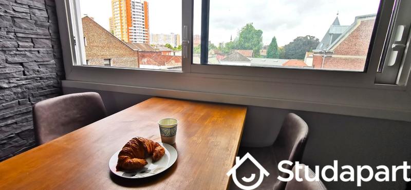 Chambre - 12 m² - 1 pièce