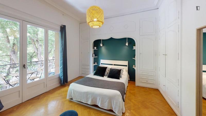 Chambre - 19 m² - 10 pièces