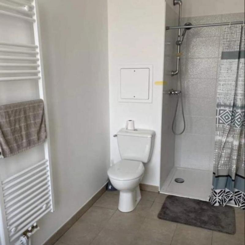 Studio - 25 m² - 1 pièce