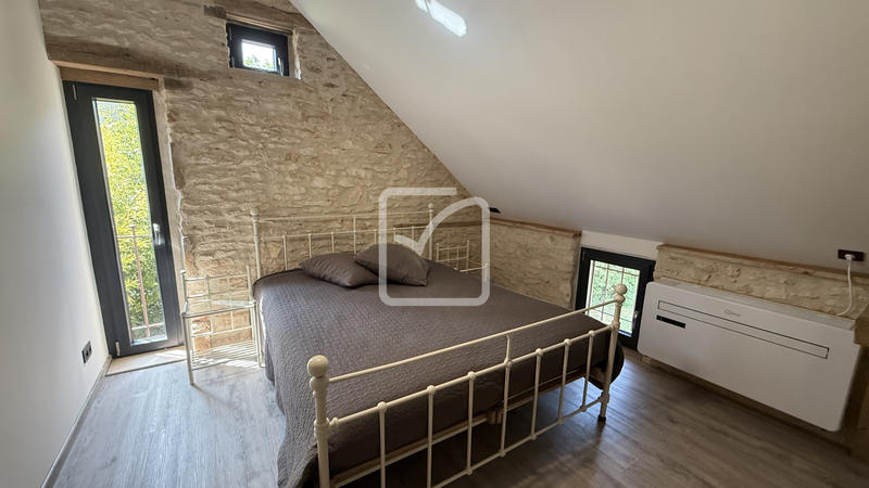 Maison - 164 m² - 10 pièces