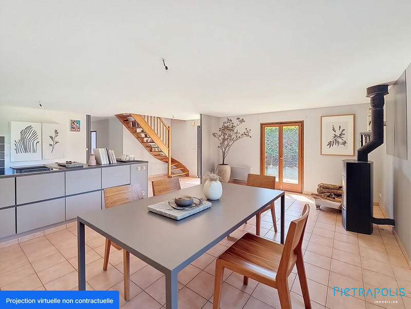 Maison - 157 m² - 7 pièces