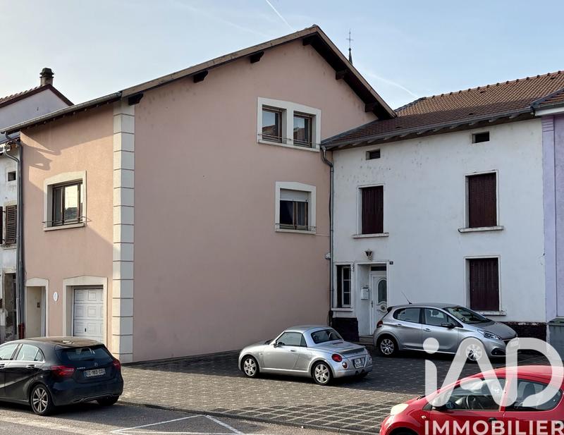 Maison - 300 m² - 13 pièces