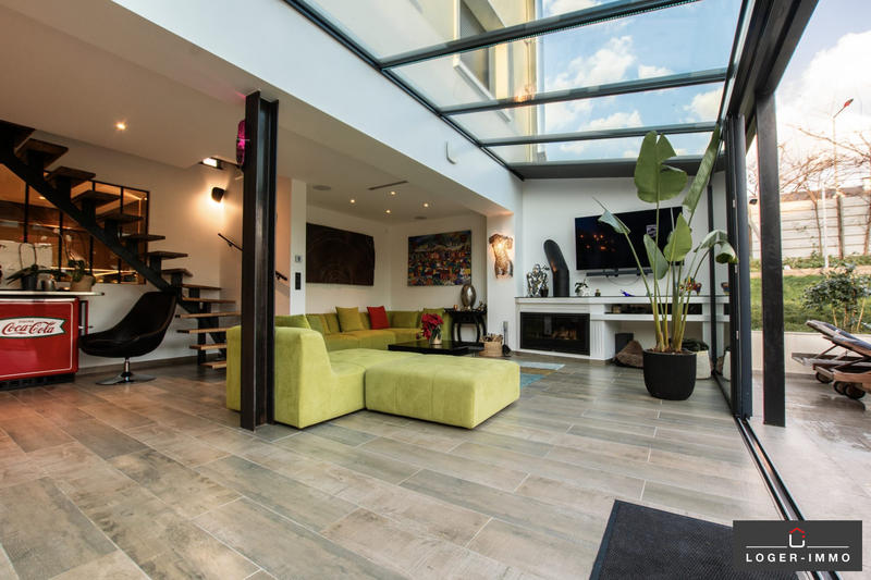 Villa - 230 m² - 7 pièces