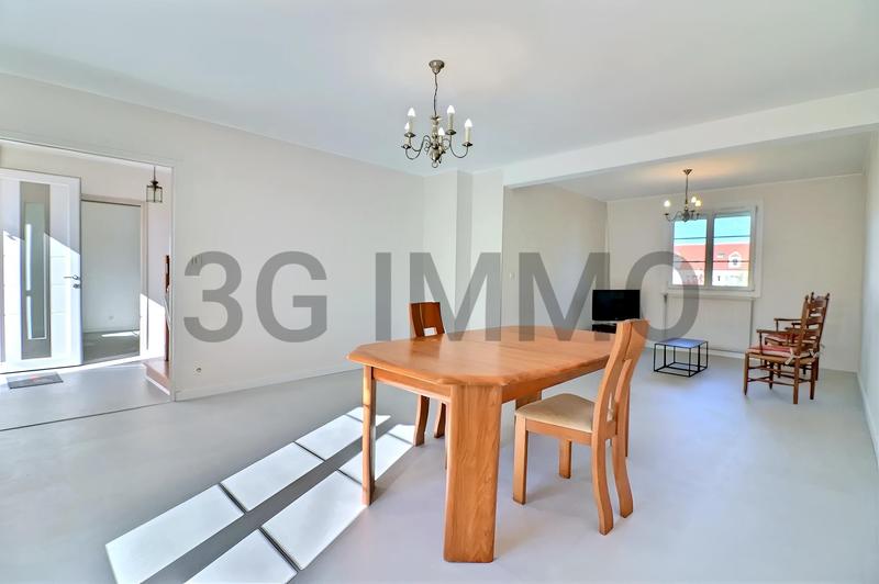 Maison - 123 m² - 6 pièces