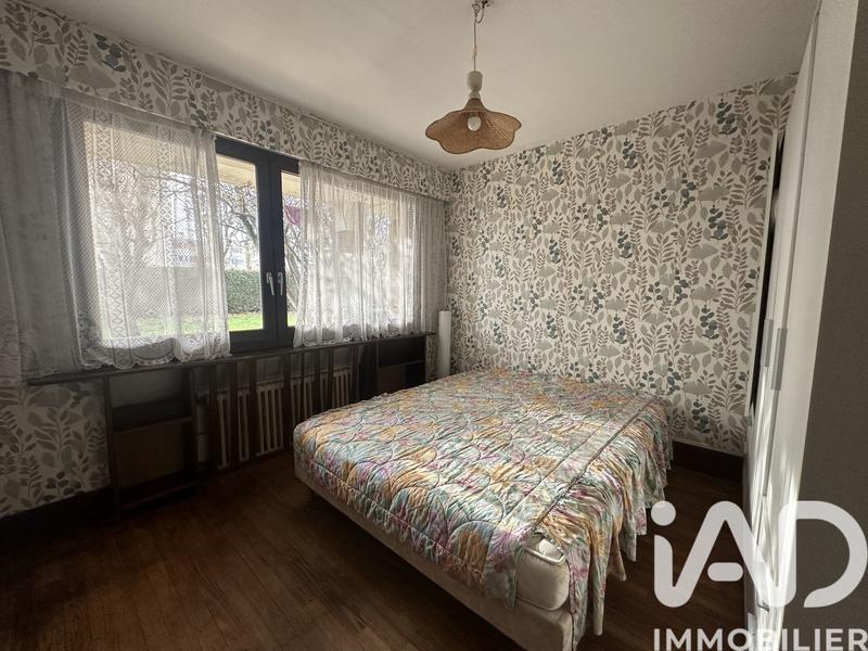 Maison - 182 m² - 9 pièces