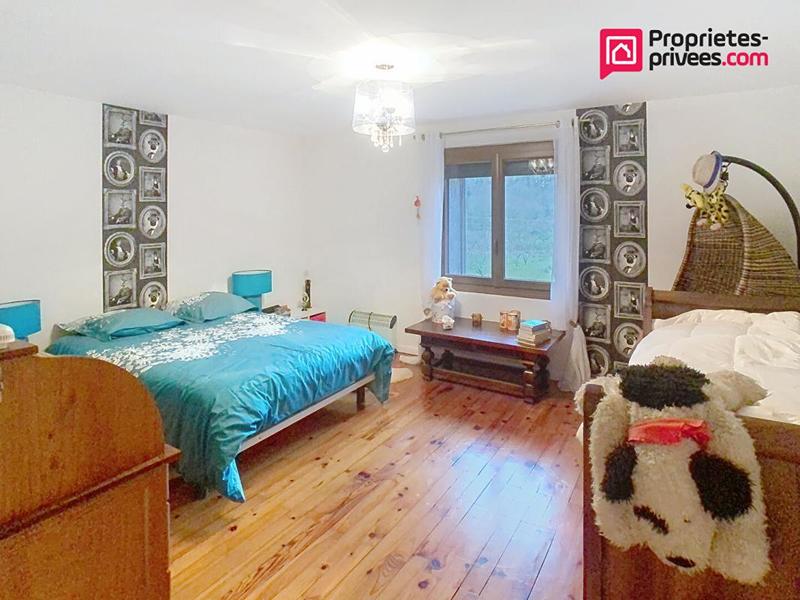 Maison - 188 m² - 8 pièces