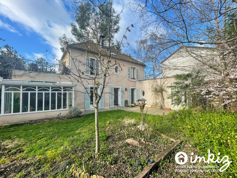 Maison - 210 m² - 7 pièces