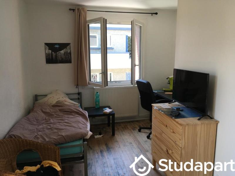 Chambre - 12 m² - 1 pièce