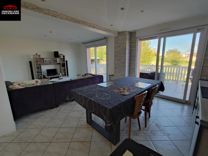 Maison - 100 m² - 5 pièces