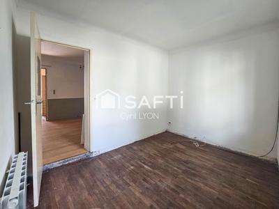 Maison - 87 m² - 5 pièces